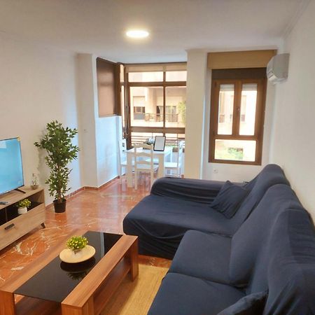 Piso Museo Del Realismo - Catedral - Alcazaba Con Parking Gratis - Super Wifi Appartement Almería Buitenkant foto